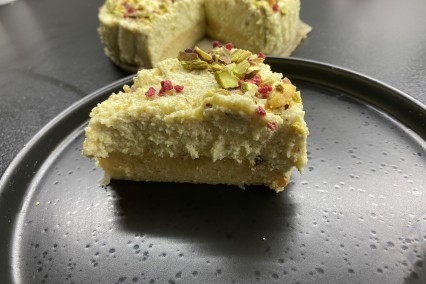 Fehércsokis pisztácia torta